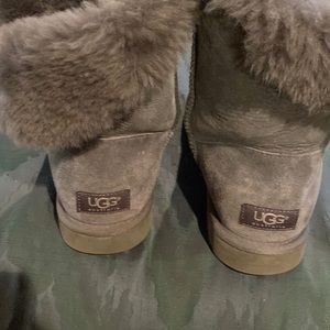 Short UGG Boot